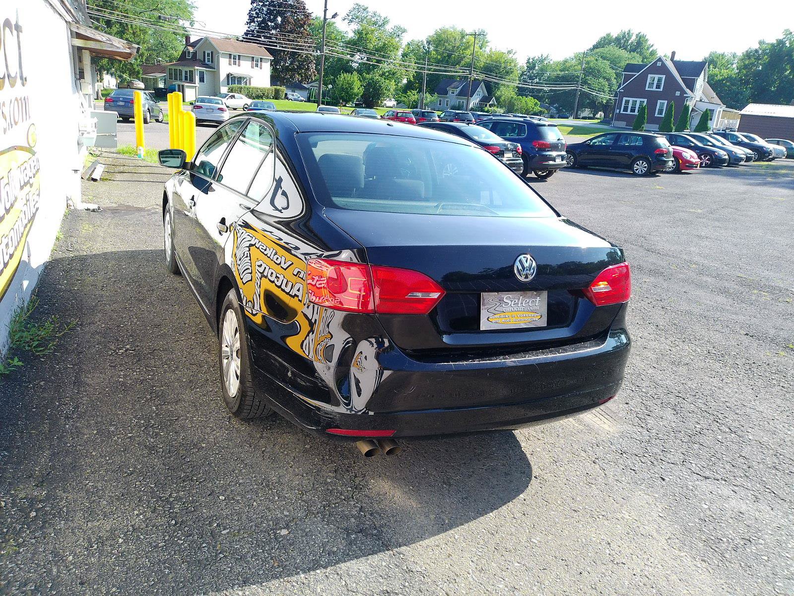 Used 2014 Volkswagen Jetta S FWD image 3