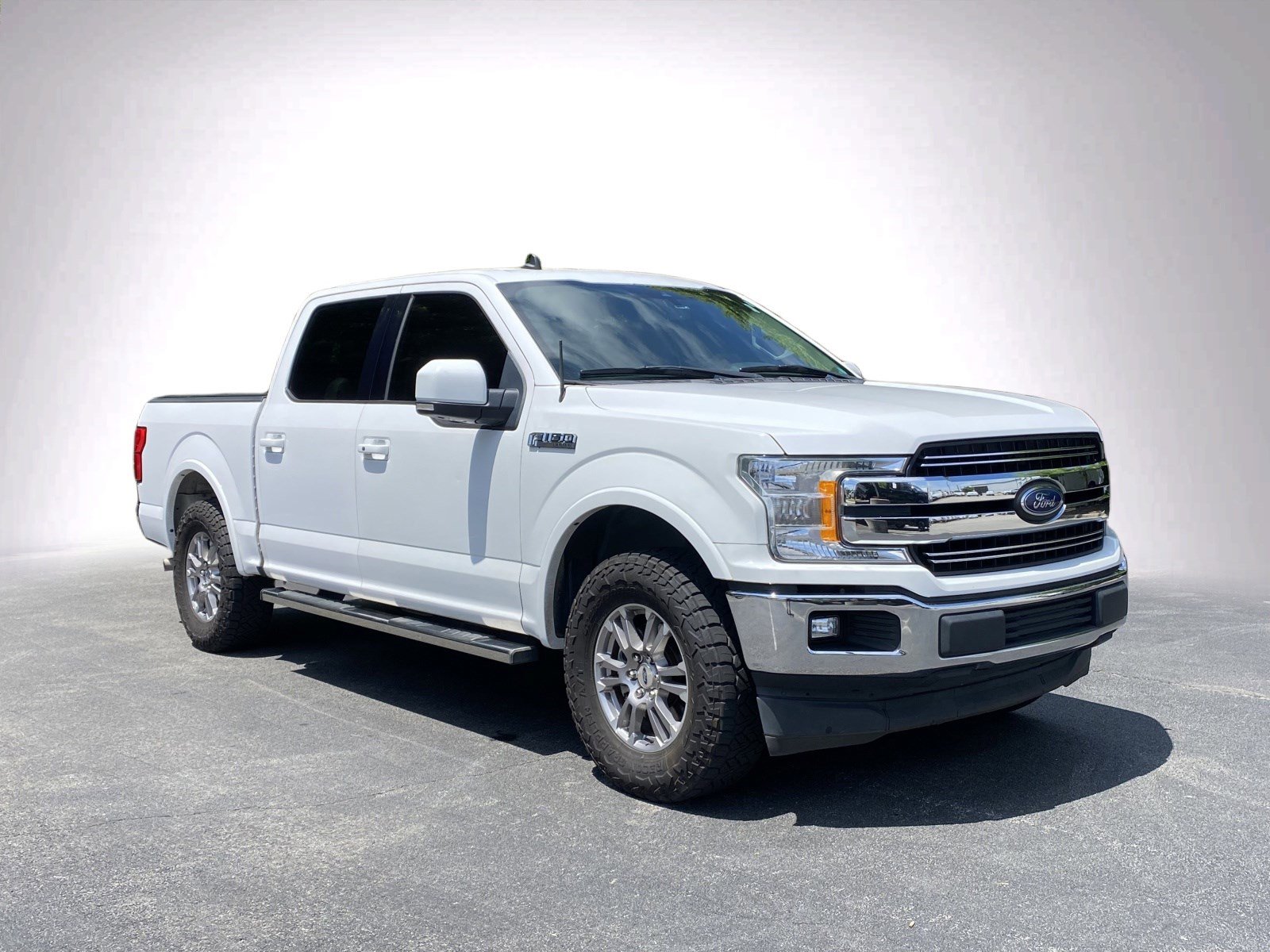 Used 2020 Ford F150 Lariat RWD image 2
