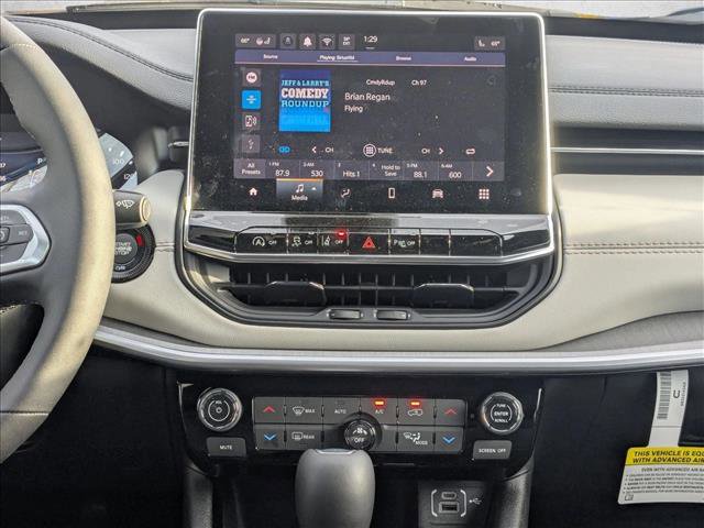 New 2026 Jeep Compass Limited w/ Mopar Graphics Package image 11