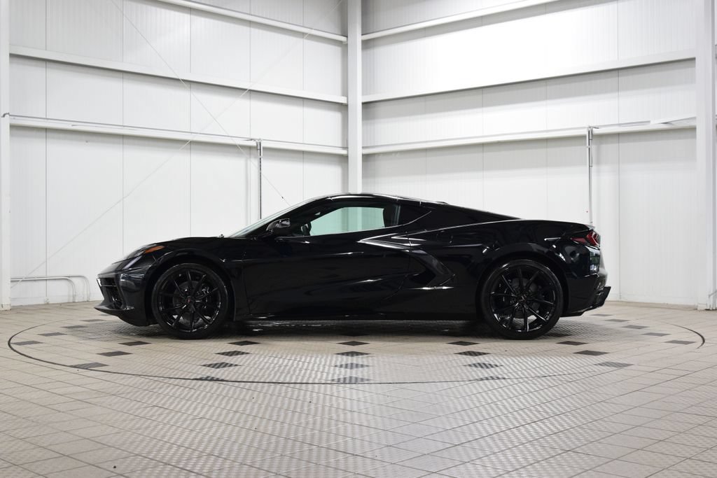 New 2027 Chevrolet Corvette Stingray Coupe w/ Battery Protection Package RWD image 4
