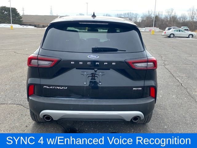 Used 2023 Ford Escape Platinum AWD/4WD image 4