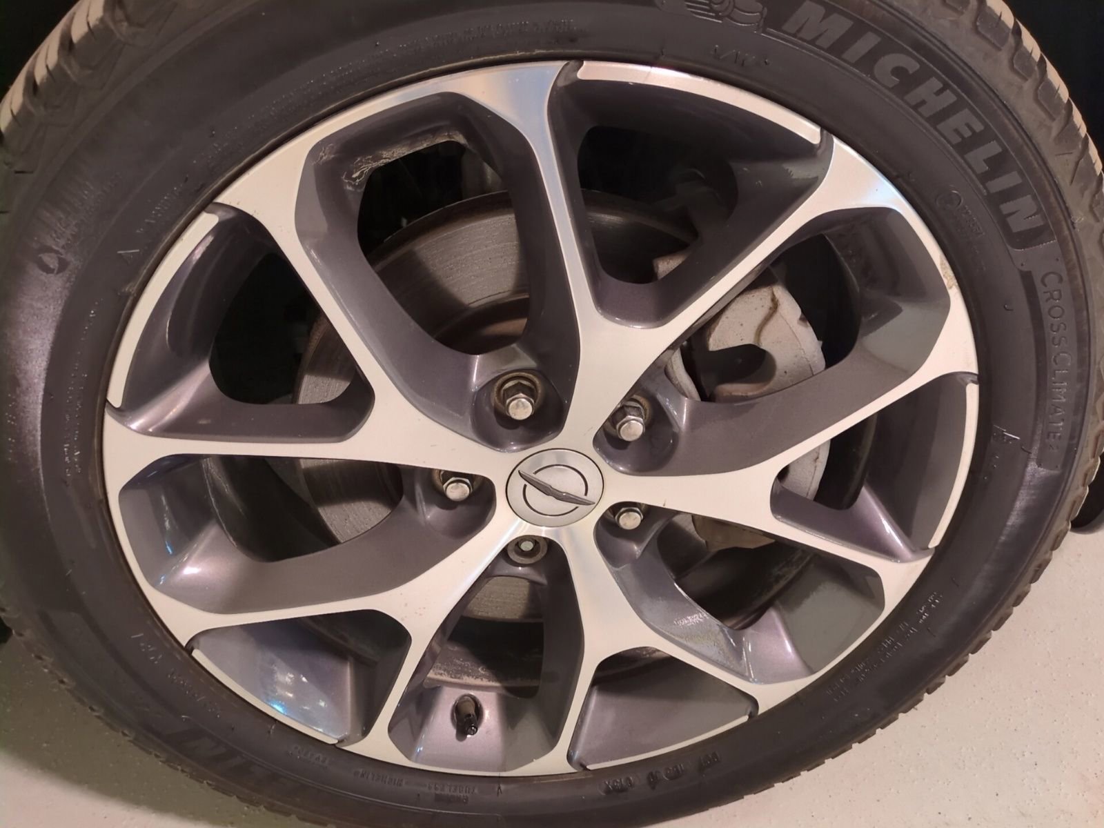 Used 2021 Chrysler Pacifica Limited AWD/4WD video 2