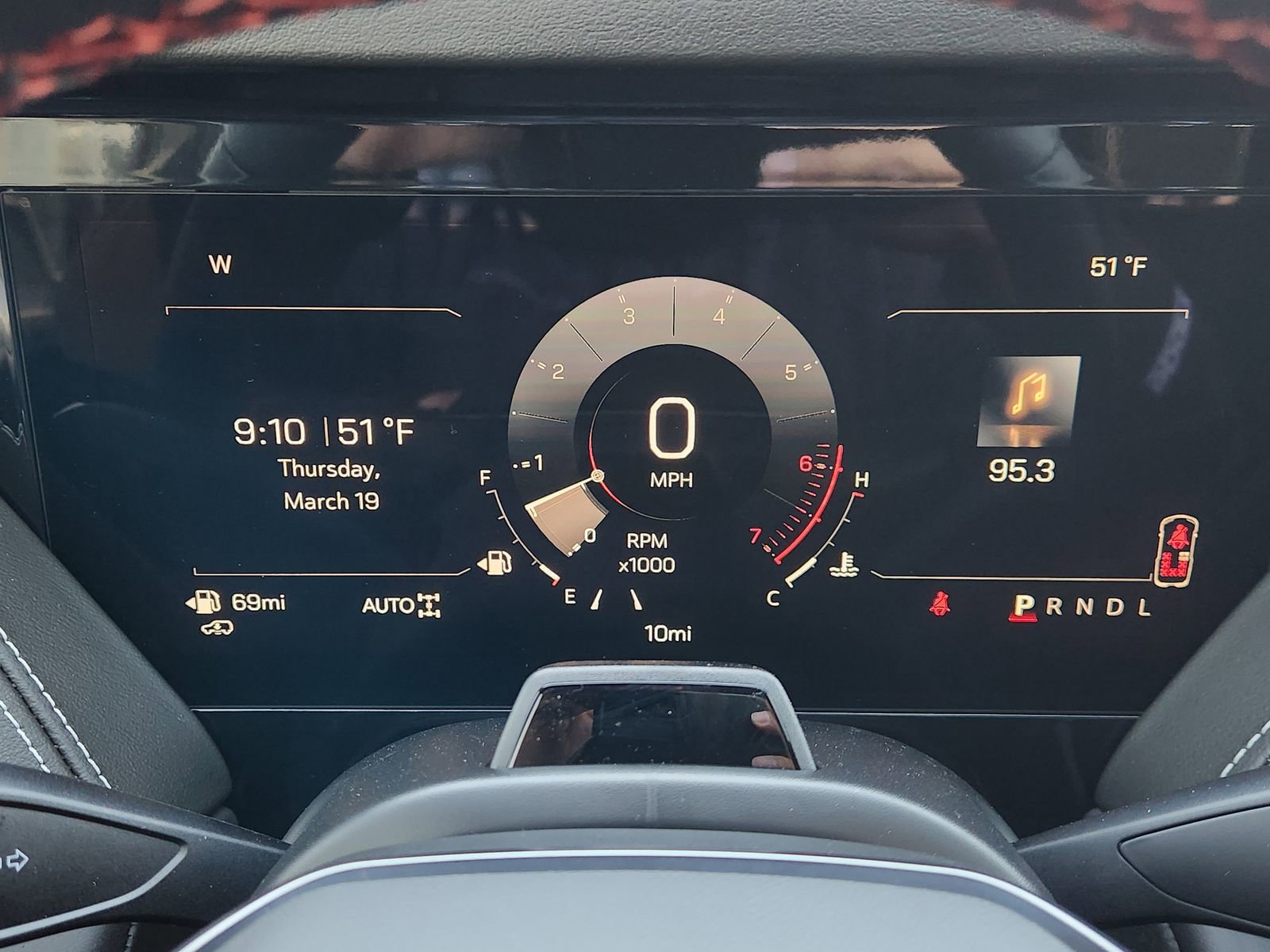 New 2026 GMC Yukon AT4 Ultimate w/ LPO, Floor Liner Package image 19