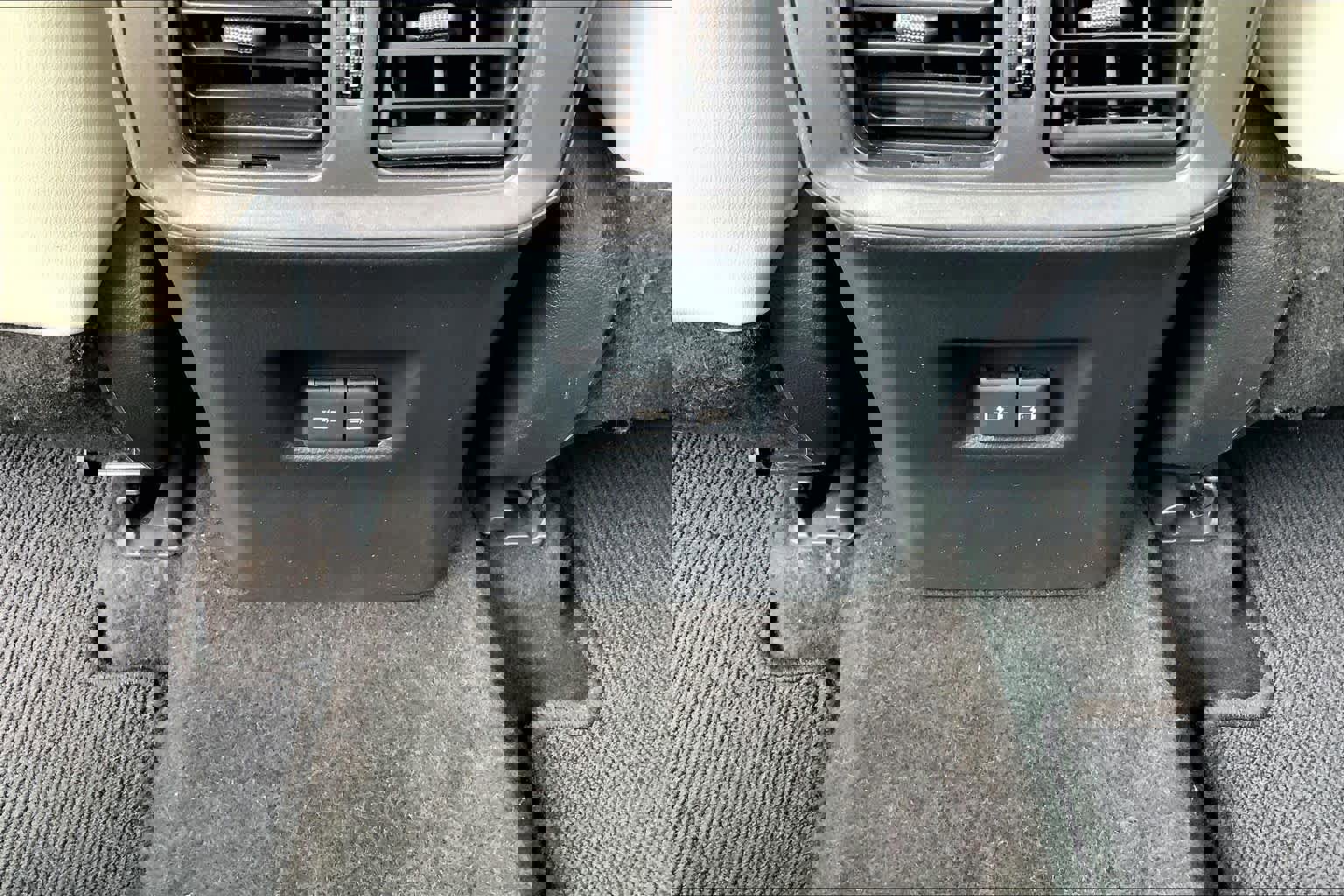 Used 2023 Toyota RAV4 XLE Premium FWD image 36