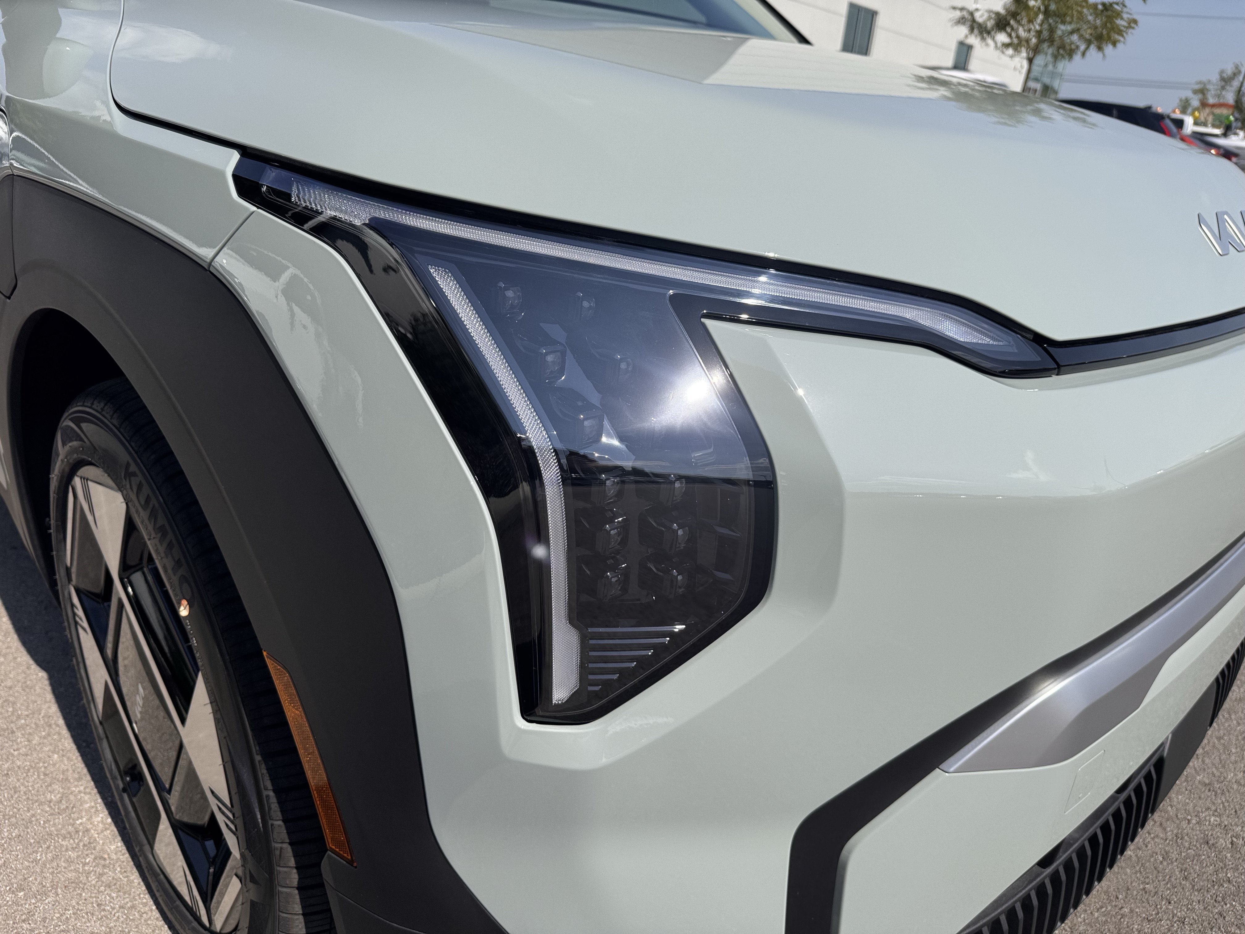 New 2027 Kia EV3 Wind AWD/4WD image 23
