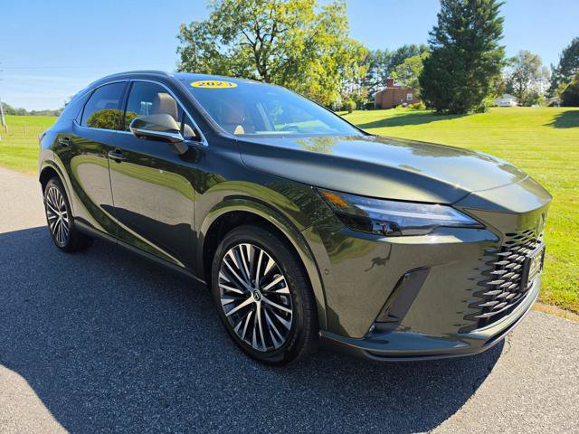 Used 2023 Lexus RX 350h w/ Accessory Package (2T) AWD/4WD image 4
