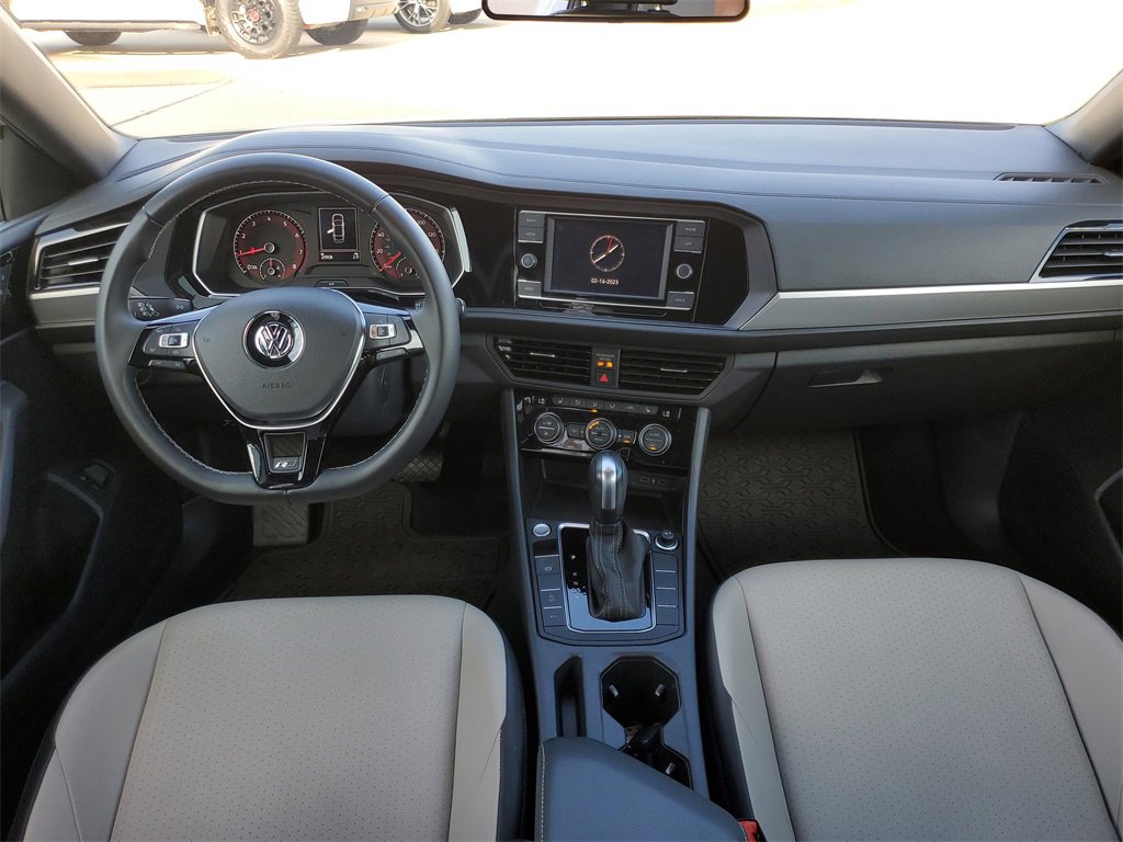 Used 2021 Volkswagen Jetta R-Line image 7