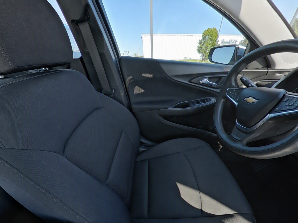 Used 2024 Chevrolet Malibu LT FWD image 9