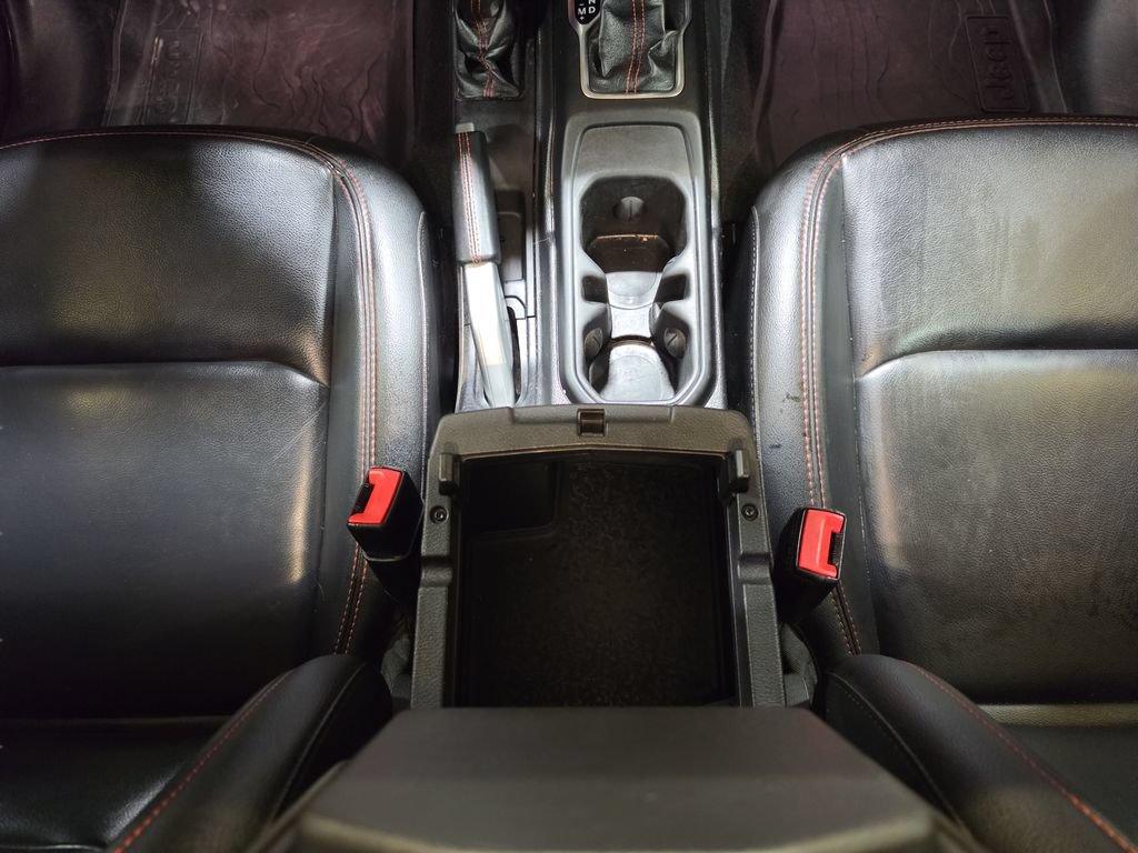 Used 2021 Jeep Gladiator Rubicon AWD/4WD image 17
