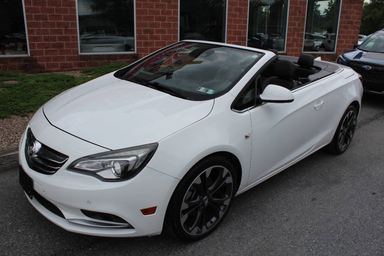 Used 2018 Buick Cascada Premium FWD image 2