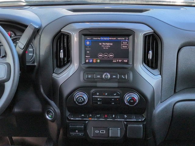 Used 2025 Chevrolet Silverado 1500 Custom Trail Boss AWD/4WD image 16
