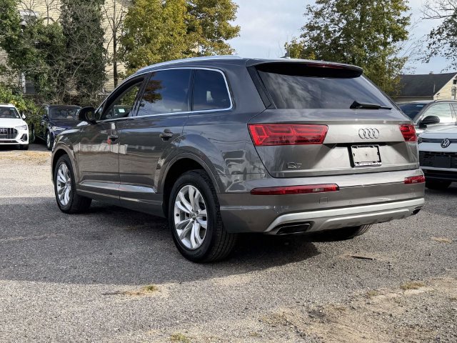 Used 2019 Audi Q7 3.0T Premium Plus w/ Premium Plus Package AWD/4WD image 3