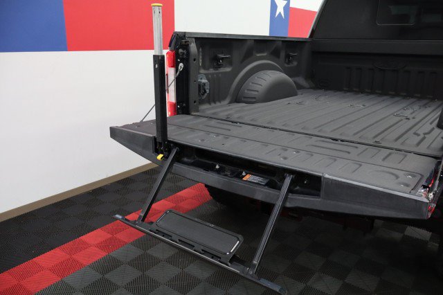 Used 2017 Ford F350 Platinum w/ Platinum Ultimate Package AWD/4WD image 38