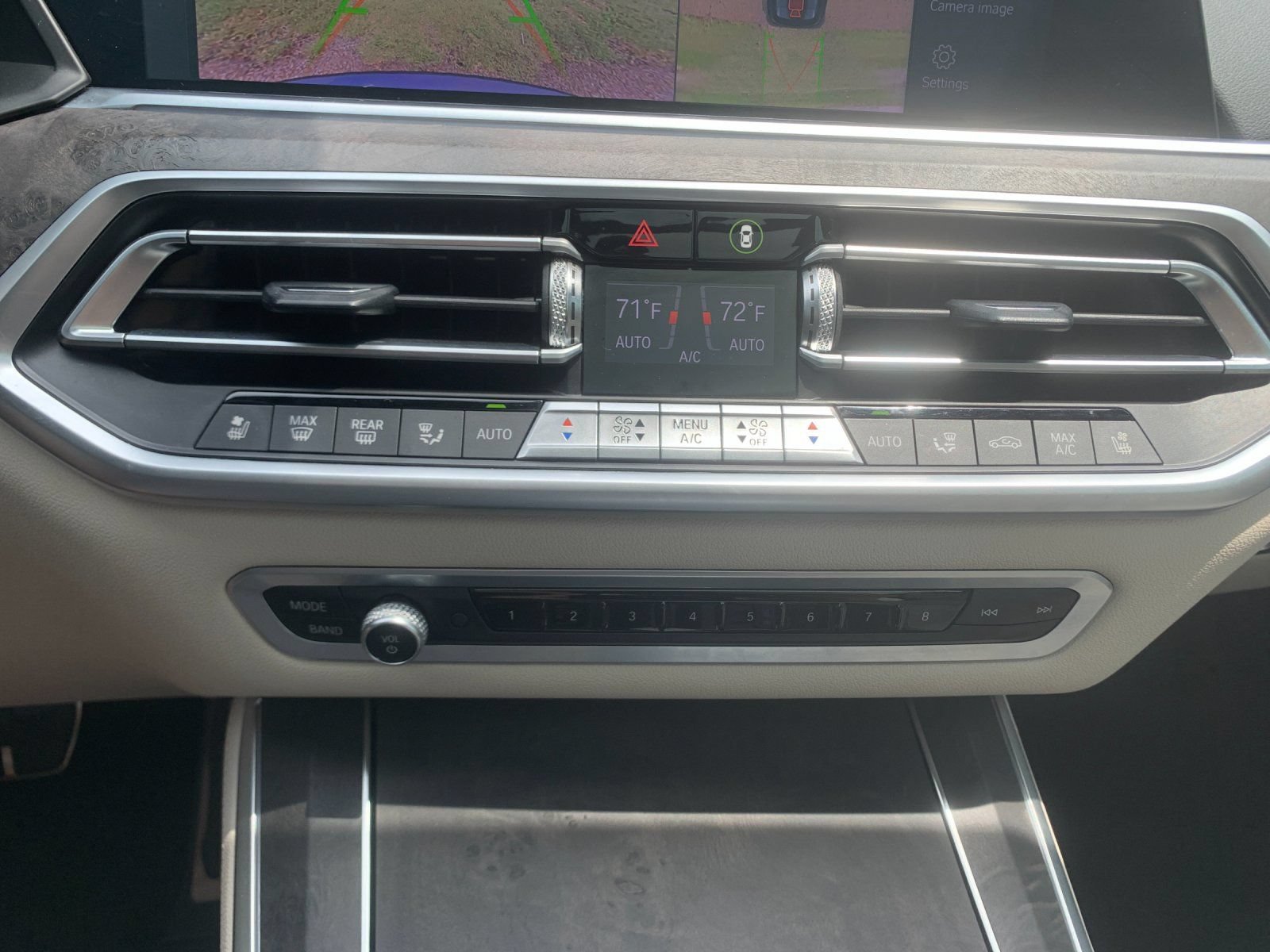 Used 2020 BMW X5 xDrive40i w/ M Sport Package AWD/4WD image 26