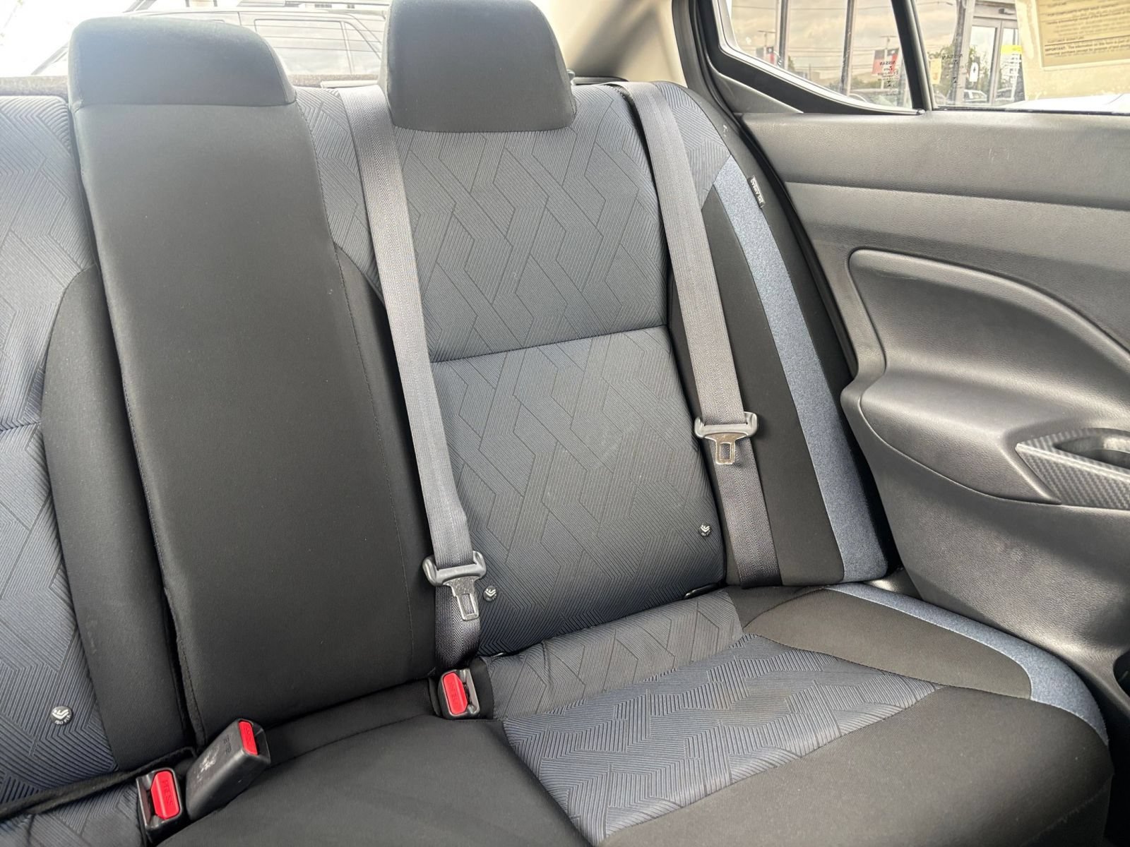 Used 2025 Nissan Versa SV FWD image 35