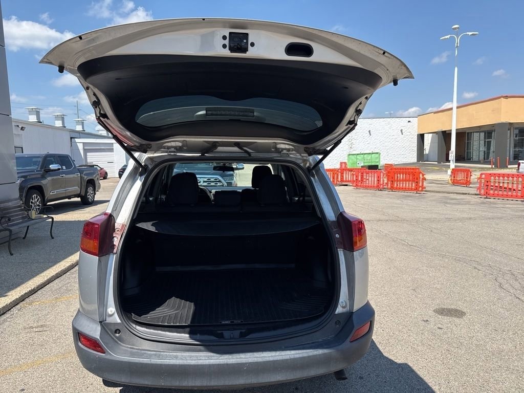 Used 2014 Toyota RAV4 XLE FWD image 21