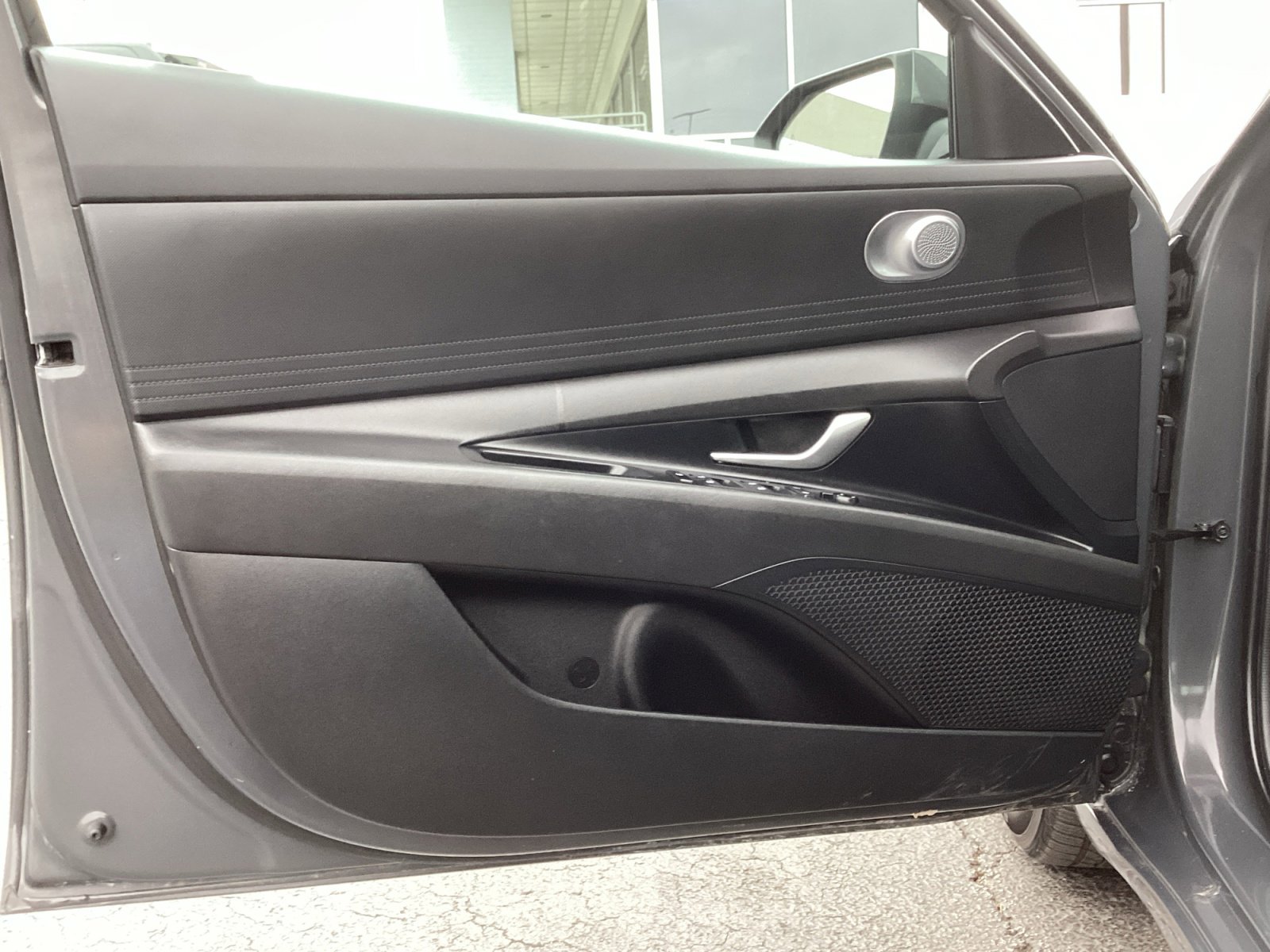 Used 2024 Hyundai Elantra SEL image 30