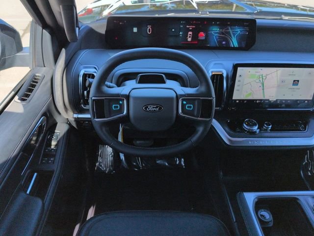 New 2026 Ford Expedition Platinum w/ Stealth Appearance Package AWD/4WD image 16