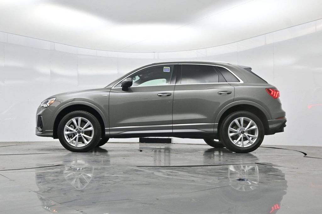 Used 2025 Audi Q3 2.0T Premium AWD/4WD image 46