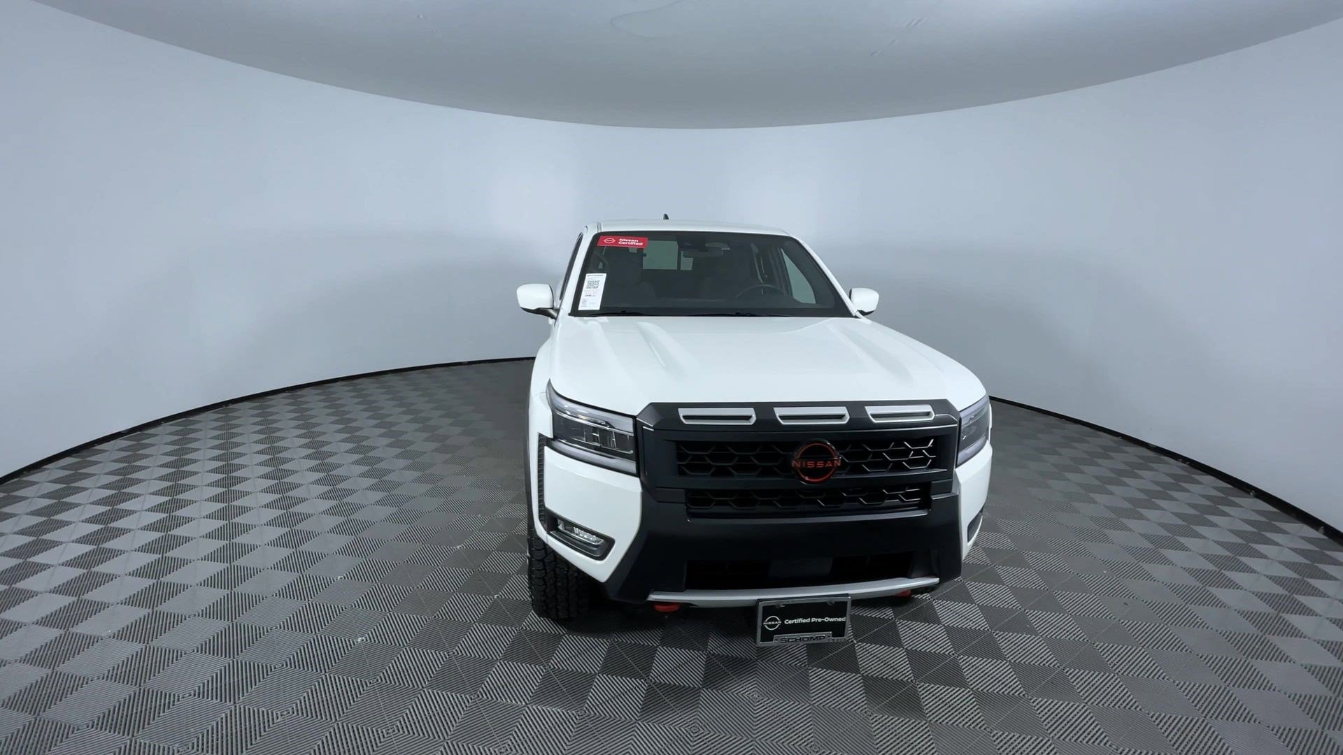 Certified 2025 Nissan Frontier PRO-4X image 3