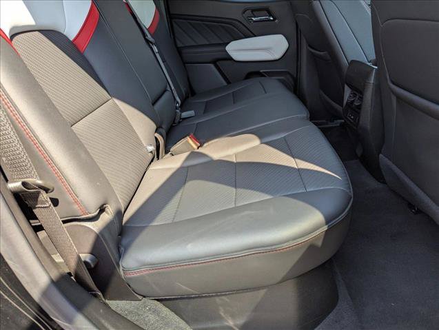Used 2024 GMC Canyon AT4X AWD/4WD image 17