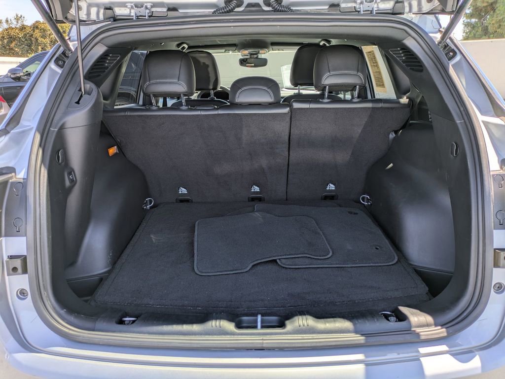 Certified 2024 Jeep Compass Limited w/ Elite Group image 24