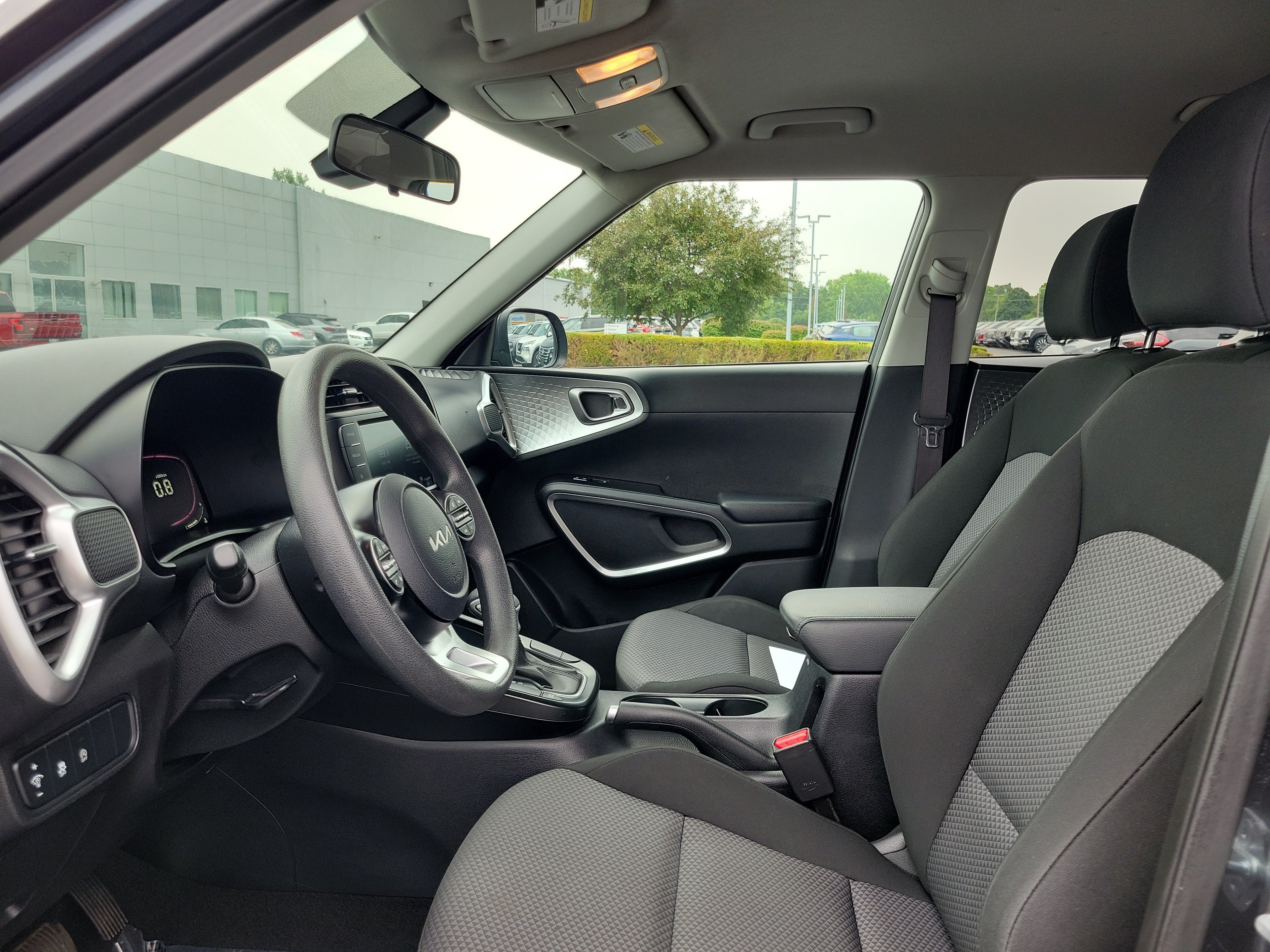 Used 2024 Kia Soul LX w/ Option Group 015 FWD image 15