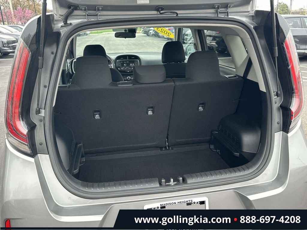 Certified 2023 Kia Soul LX w/ LX Technology Package image 8