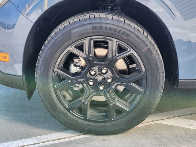 New 2025 Ford Maverick Lariat w/ Black Appearance Package image 7