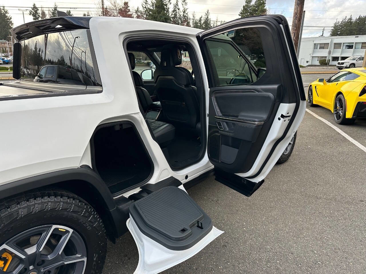 Used 2022 Rivian R1T Launch Edition image 25