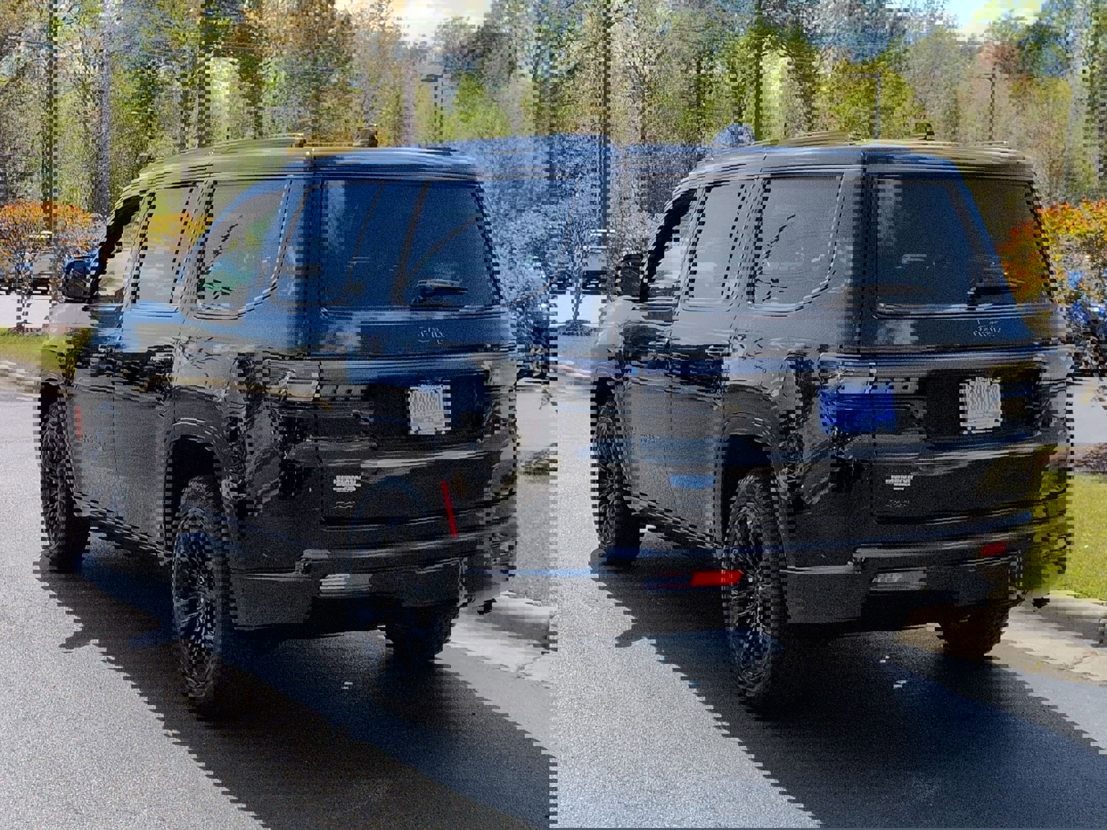 New 2026 Jeep Grand Wagoneer Summit w/ Premium Group III image 7