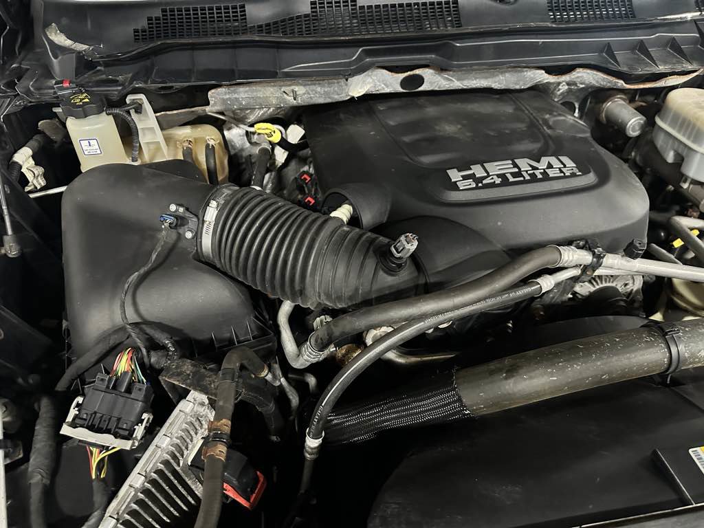 Used 2015 RAM 3500 Tradesman w/ Power & Remote Entry Group image 5