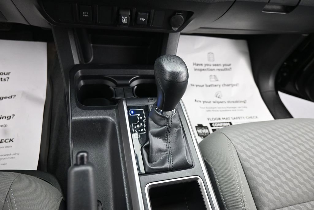 Used 2023 Toyota Tacoma SR5 AWD/4WD image 22