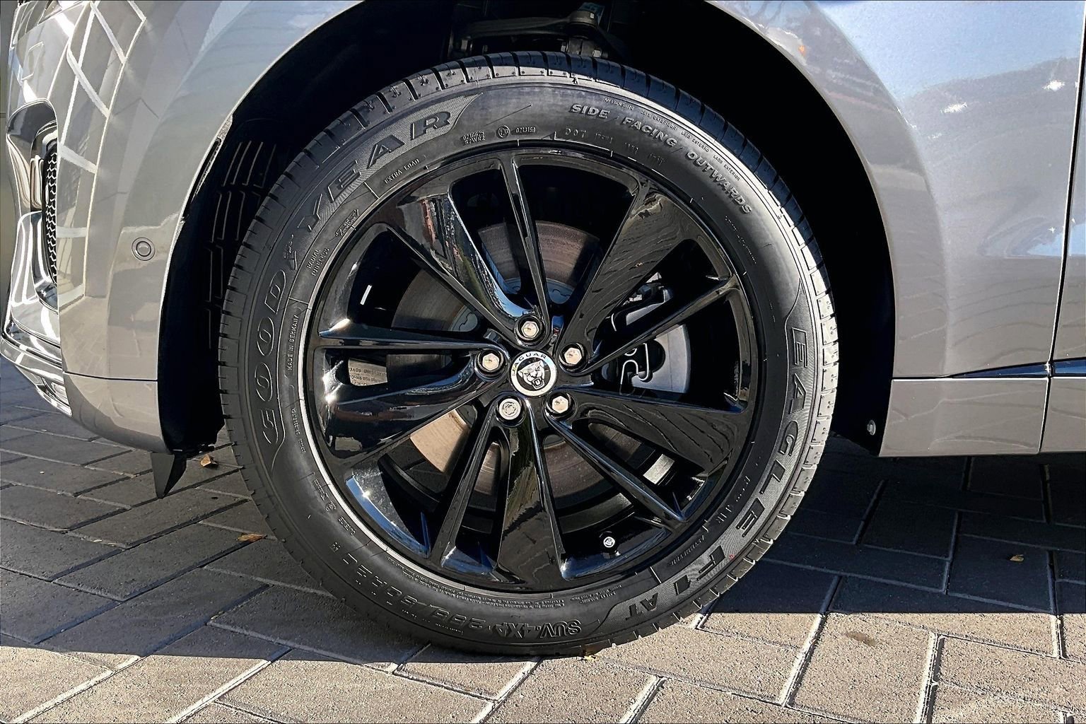 New 2026 Jaguar F-PACE R-Dynamic S AWD/4WD image 12