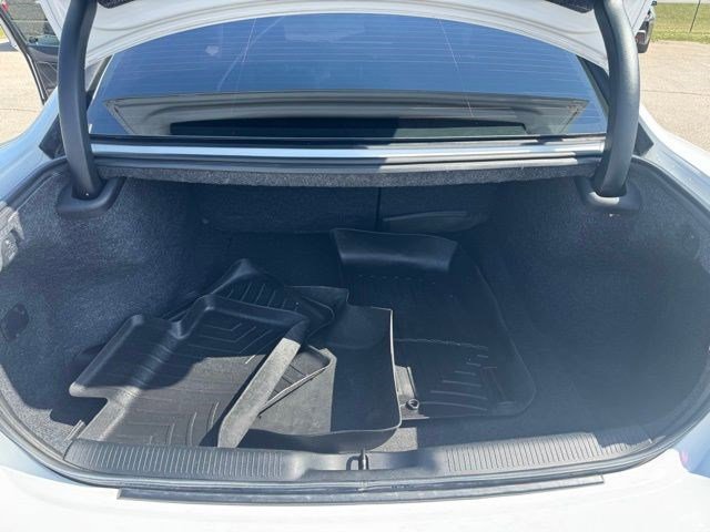 Used 2018 Dodge Charger GT image 29