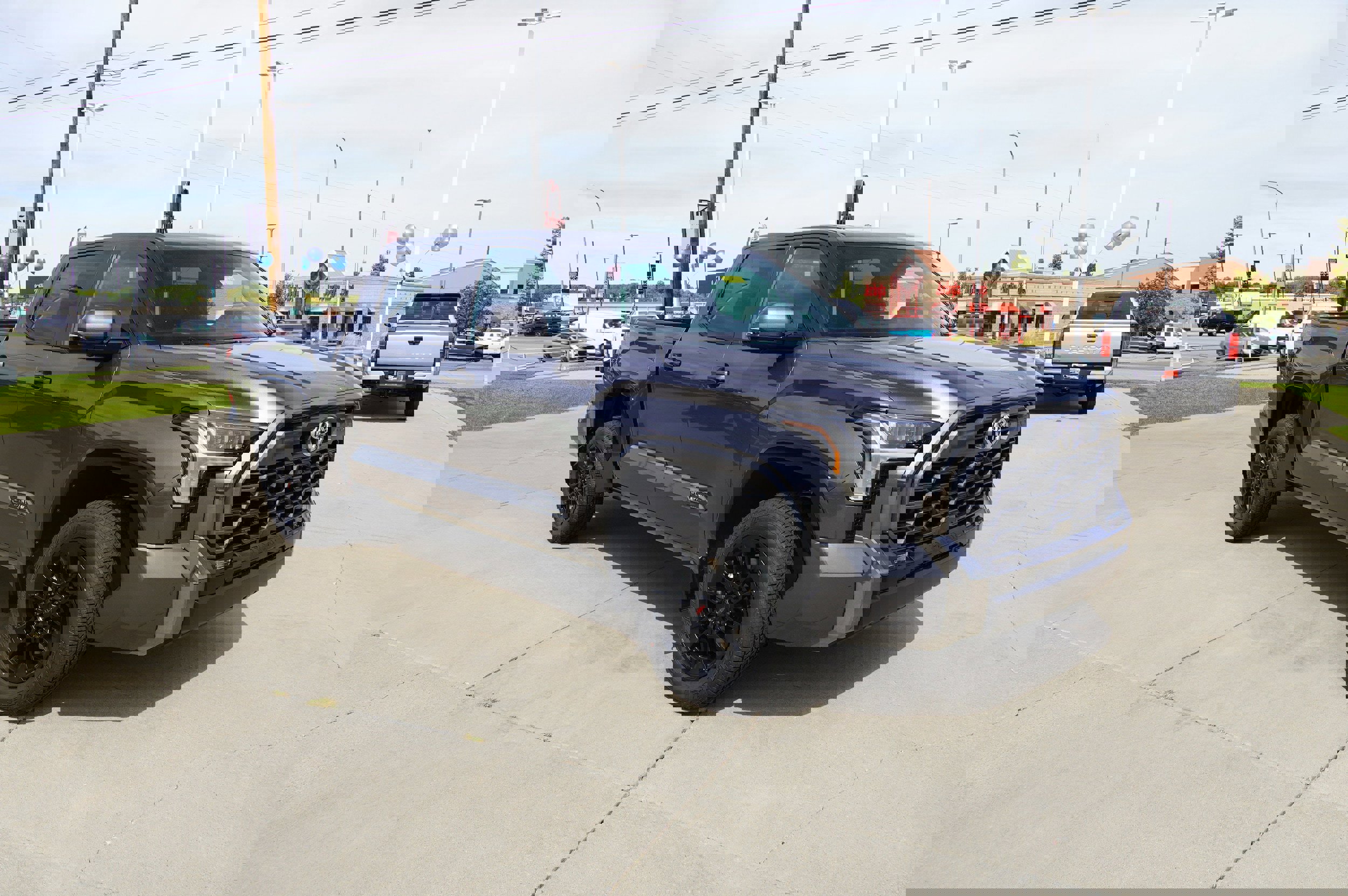 New 2026 Toyota Tundra Platinum w/ TRD Off-Road Package image 2