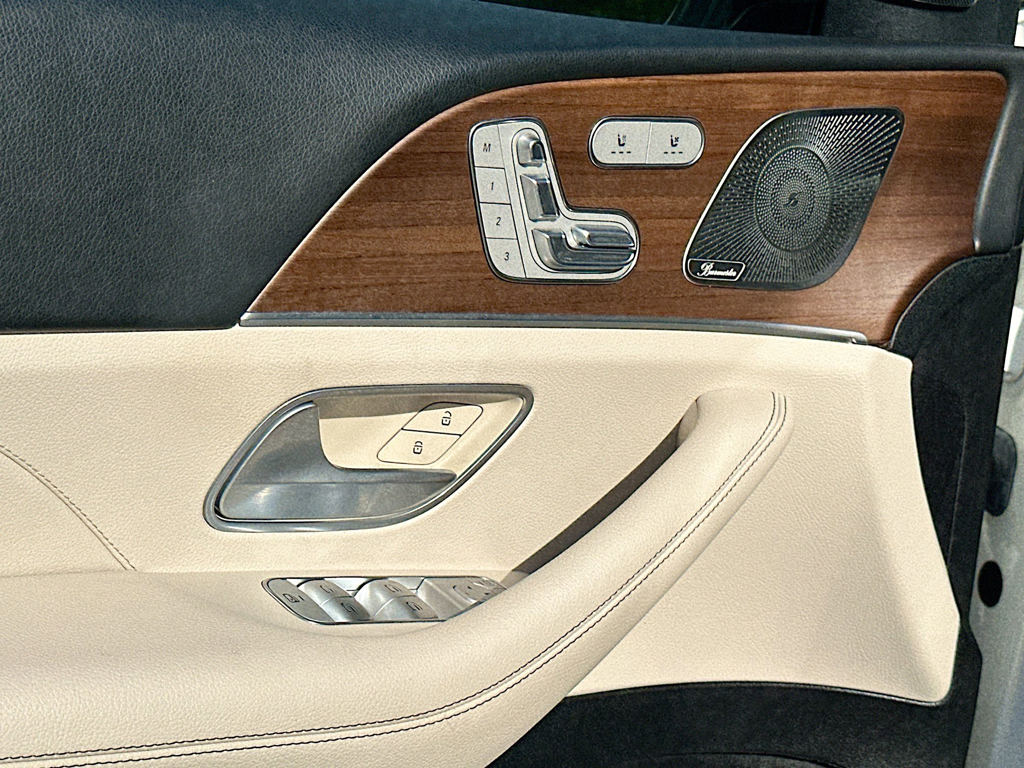 Used 2022 Mercedes-Benz GLE 350 4MATIC image 18