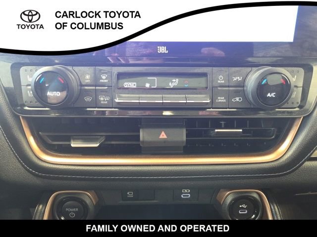 Used 2024 Toyota Grand Highlander AWD Hybrid image 28