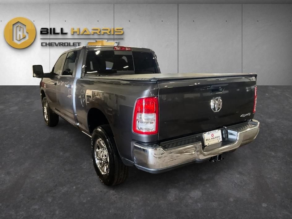 Used 2024 RAM 3500 Tradesman w/ Chrome Appearance Group AWD/4WD image 12
