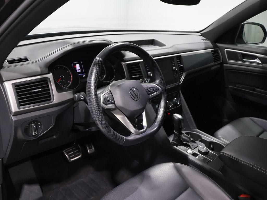 Used 2020 Volkswagen Atlas Cross Sport SE w/ Panoramic Sunroof Package AWD/4WD image 15