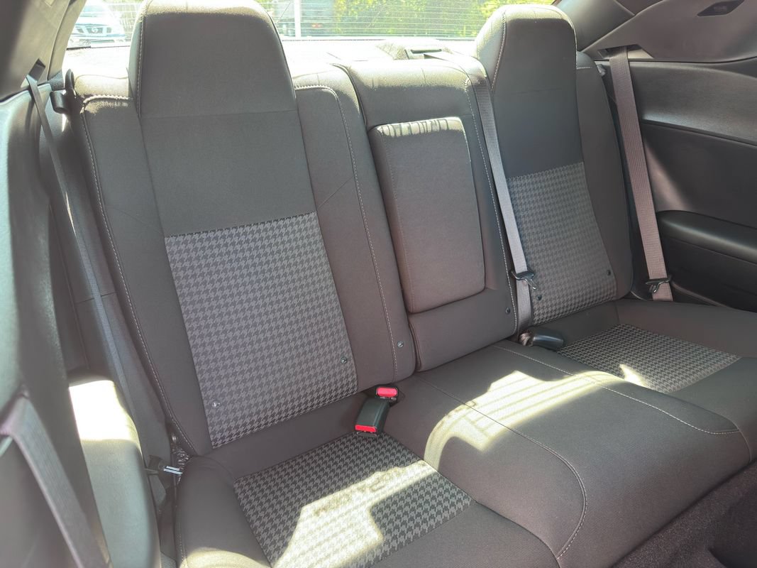 Used 2019 Dodge Challenger R/T RWD image 32