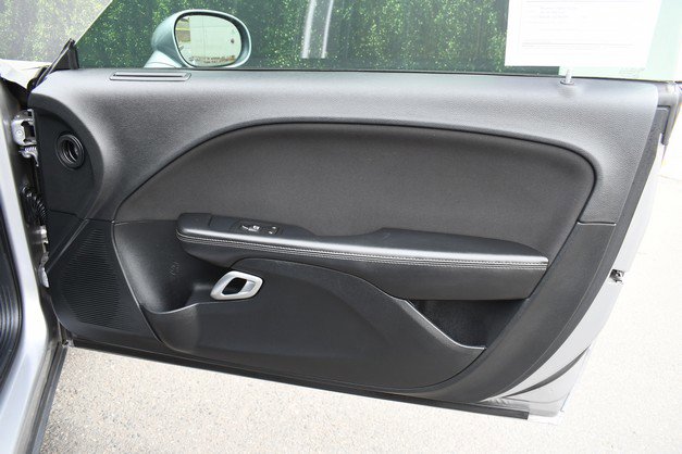 Used 2016 Dodge Challenger R/T w/ Driver Convenience Group image 23