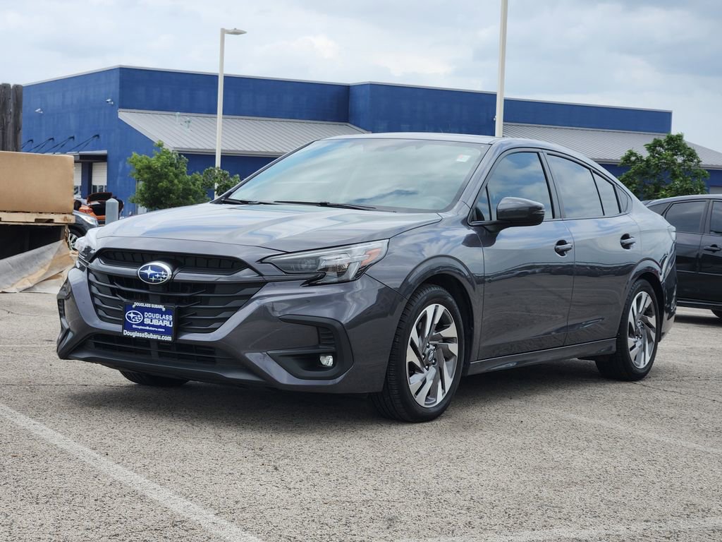 Used 2025 Subaru Legacy Limited AWD/4WD image 2