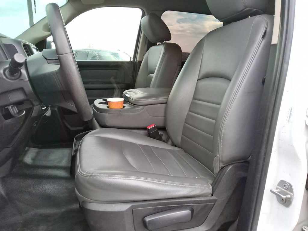 Certified 2019 RAM 1500 Tradesman w/ Chrome Appearance Group AWD/4WD image 12