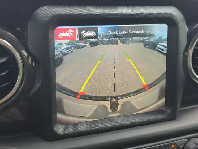Used 2021 Jeep Wrangler Unlimited Rubicon w/ Trailer Tow Package AWD/4WD image 29
