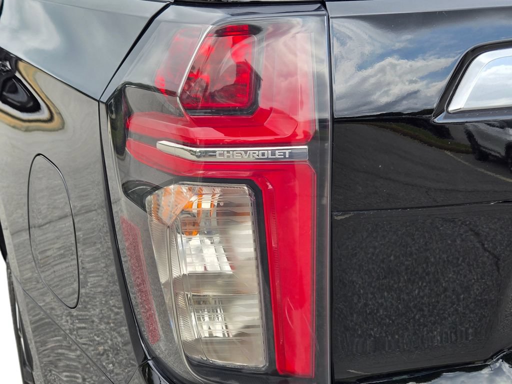 Used 2023 Chevrolet Tahoe High Country RWD image 11