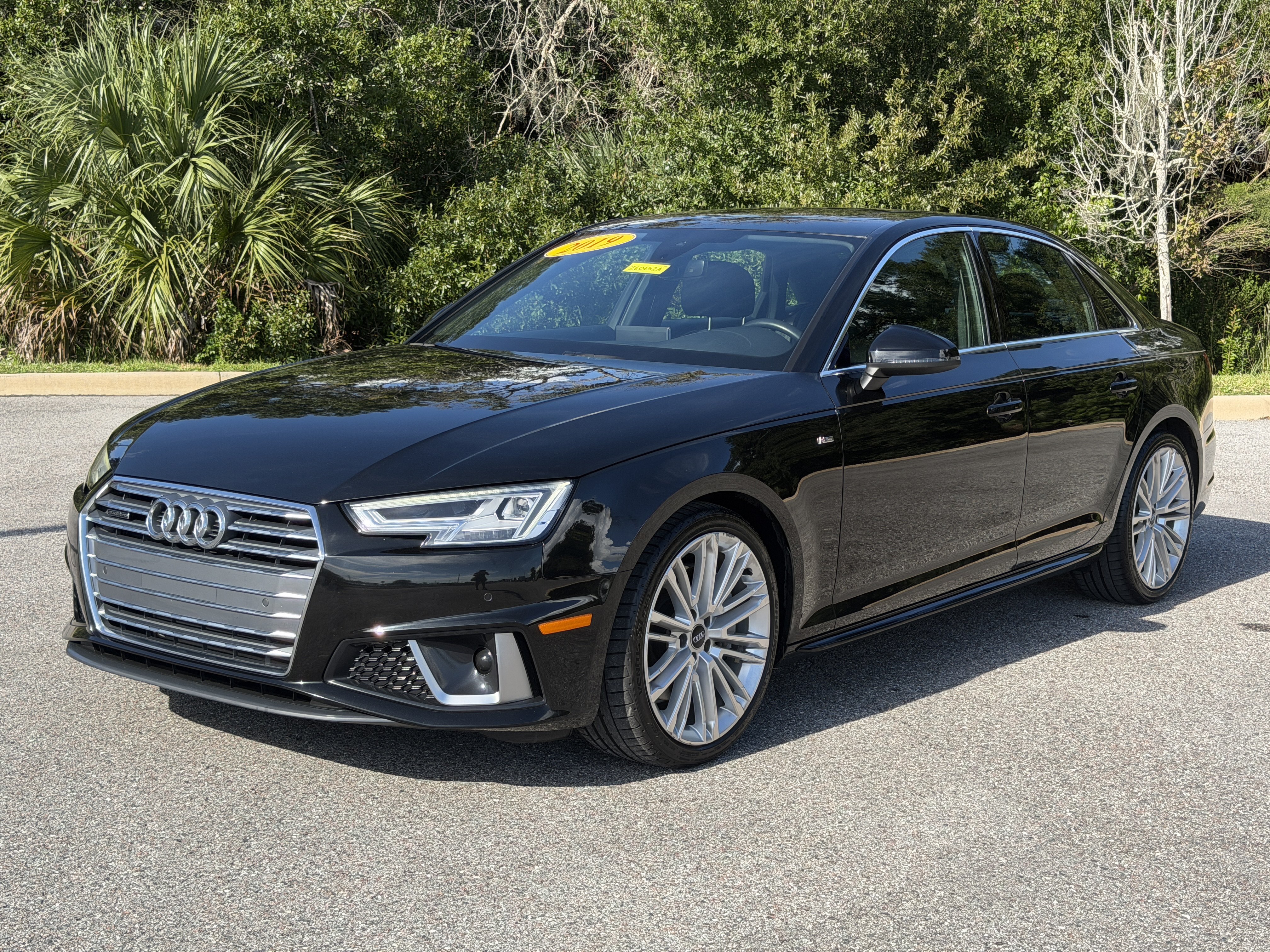 Used 2019 Audi A4 2.0T Premium Plus w/ Premium Plus Package AWD/4WD image 3