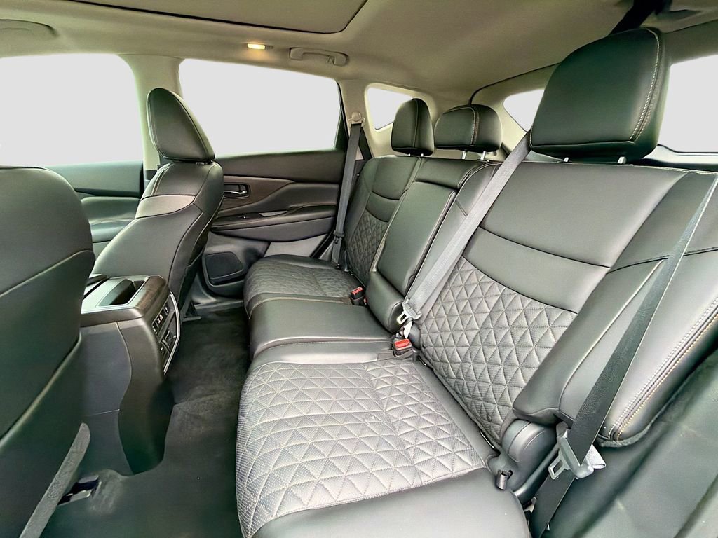 Used 2023 Nissan Murano Platinum w/ Cargo Package image 26