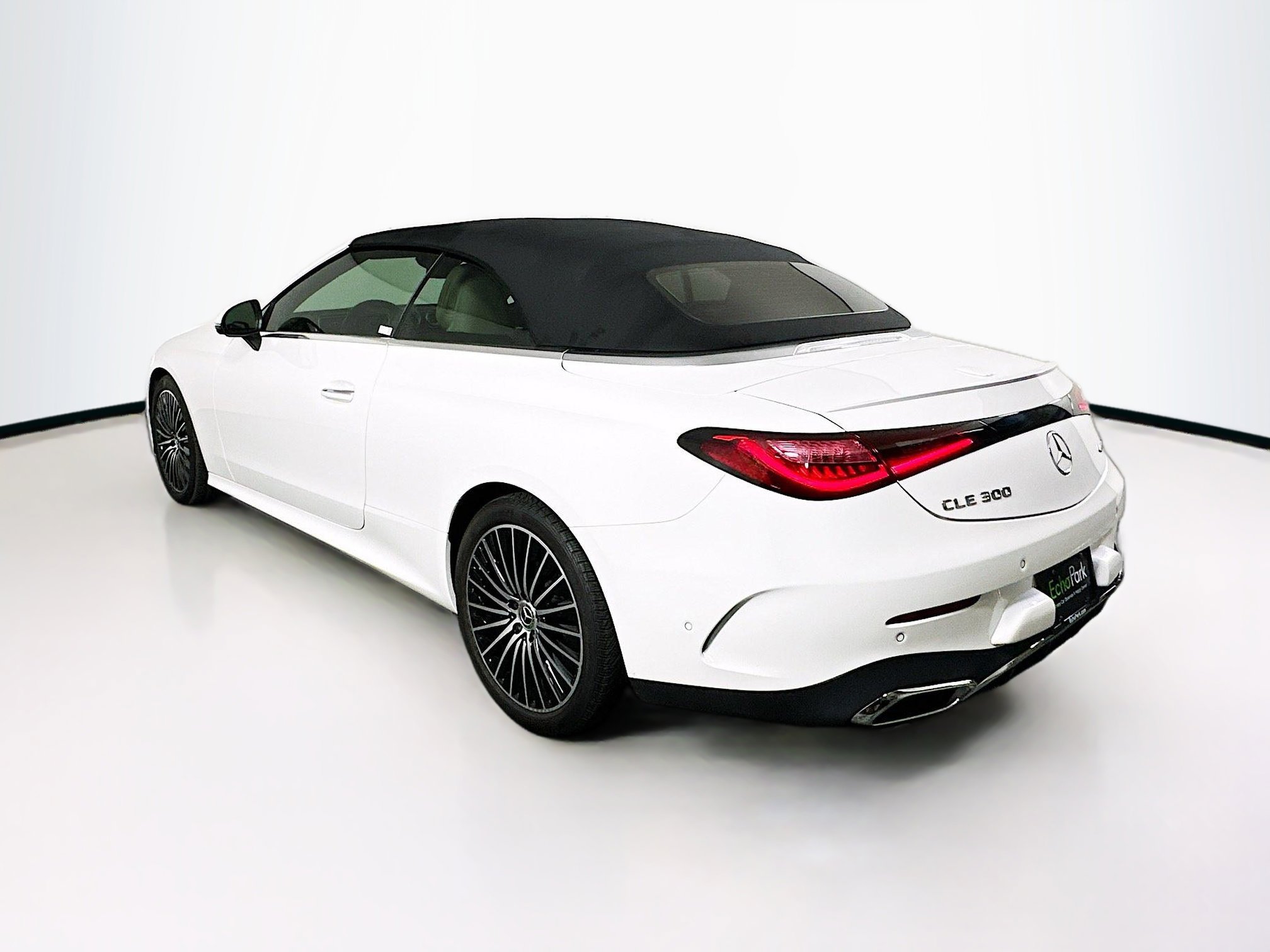 Used 2024 Mercedes-Benz CLE 300 4MATIC Cabriolet image 33