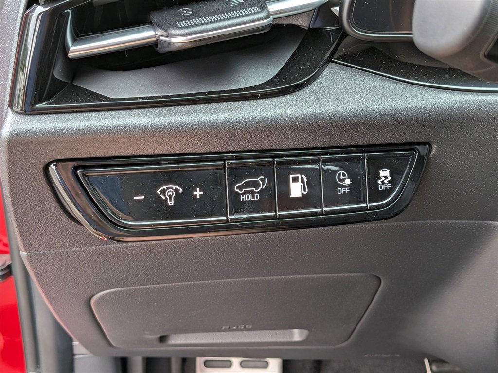 Used 2024 Kia Niro SX Touring image 15